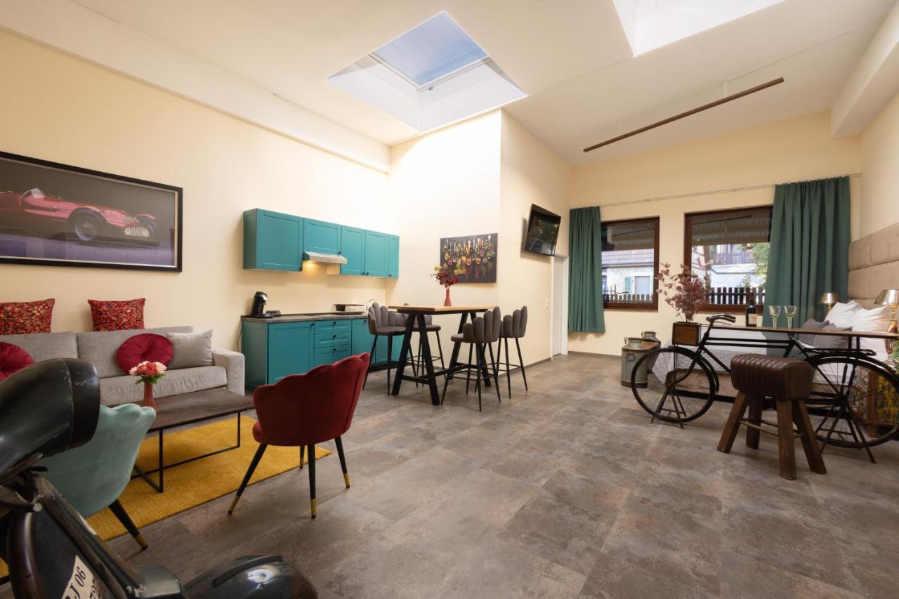 Fabric Apartments Dettingen an der Erms Dış mekan fotoğraf